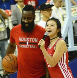 nba球员干过张曼源(nba球员干过张曼源嘛)