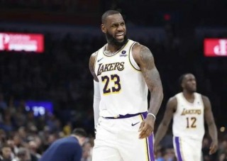 现役nba巨星排名前30(现役nba巨星排名前30英文名字)